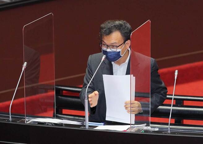 国民党立委郑正钤。（张铠乙摄）
