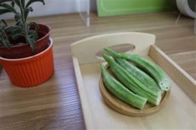 秋葵脆條。（桃園區農業改良場提供）