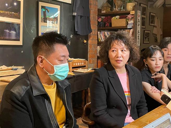 王琄出席記者會對宋少卿酒駕說重話。（林淑娟攝）