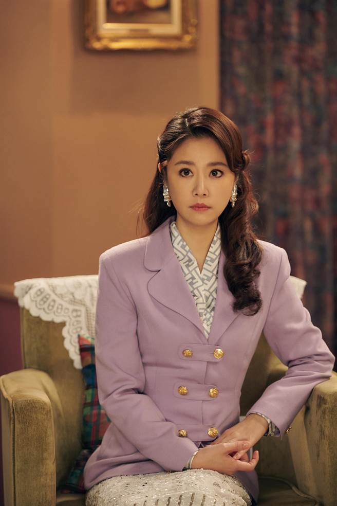 《华灯初上》「Rose MAMA」林心如在第二部即将面临眾人的指控。（Netflix、百聿数码提供）