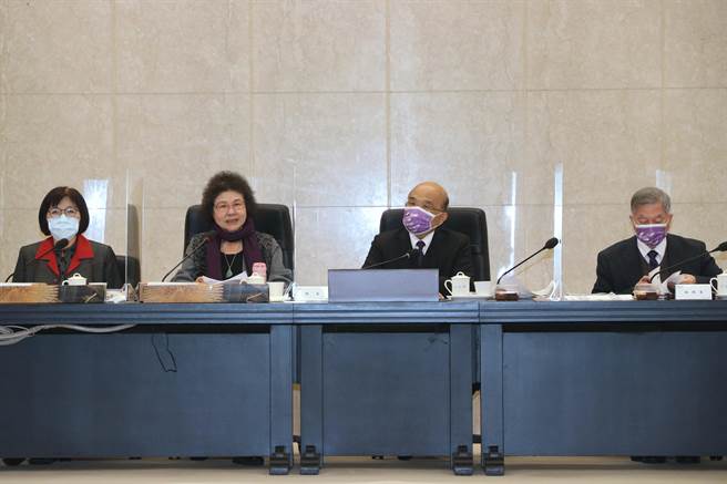 監察院院長陳菊今率全體監察委員巡察行政院。（監察院提供）