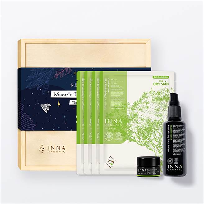 「冬日送暖组：点亮非洲孩童的梦想」销售净额之15%将用来支持索马利亚的儿童教育。（图／品牌提供）