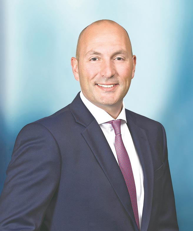 富兰克林坦伯顿 全球伊斯兰债及中东北非固定收益团队投资长莫海迪．柯弗(Mohieddine (Dino) Kronfol)