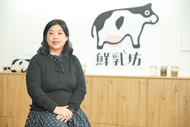 鲜乳坊共同创办人林晓湾表示，鲜乳坊导入全新SAP ERP，建立资讯透明化环境，整合产销端数据，让决策者可即时检视营运状况，加速反应市场。图／SAP提供