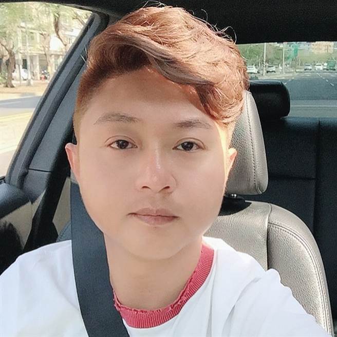 BMW酒駕男黃子洋撞飛一家4口，直到隔天才酒醒。(圖／取自臉書)