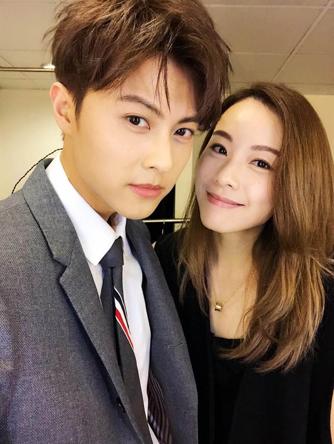 王子先前才宣布与邓丽欣分手。（图／翻摄自王子 邱胜翊脸书）