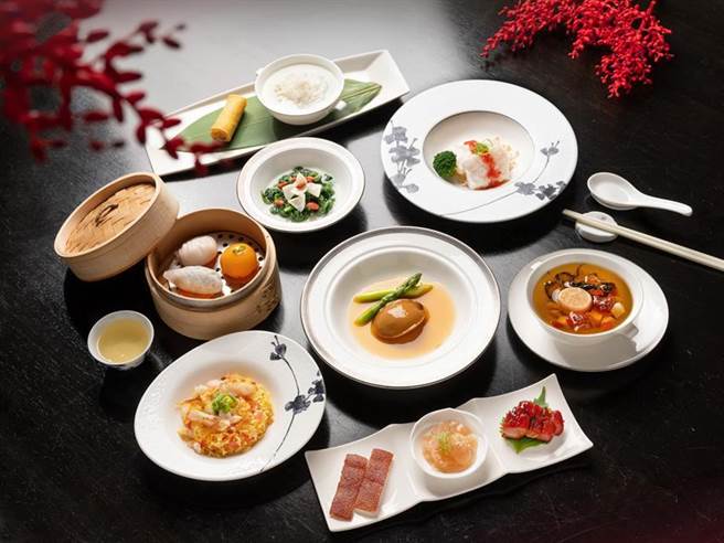 台北文华东方酒店米其林一星「雅阁」中餐厅，于大年初一至初八推出料丰味美的新春贺年套餐。图／台北文华东方酒店提供
