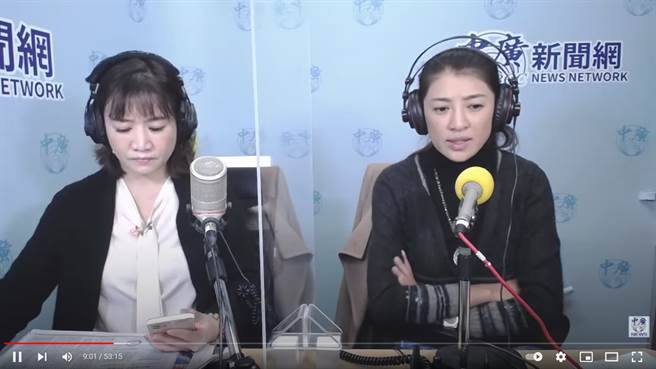 國民黨立委許淑華（右）今在廣播節目談及高雄壽山動物園整建經費議題。（圖／摘自千秋萬事YouTube）