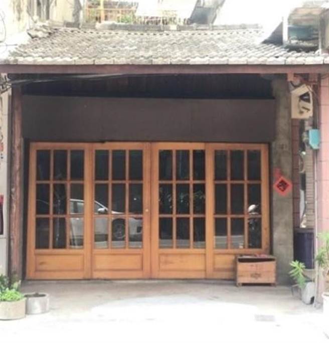 斗六市太平老街上的清朝年代的百年竹管厝。（云林县文观处提供）