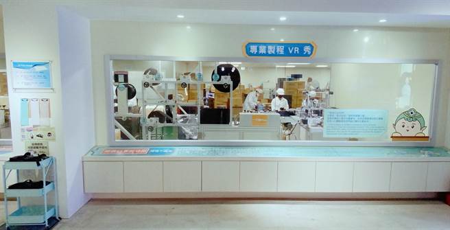 彰化田中的华新创意生活馆近日内部重新整修大改装，空间更具科技未来感。（谢琼云摄）