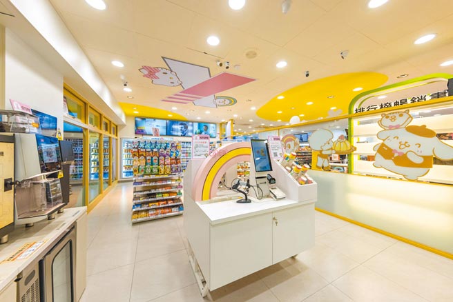 「X-STORE5」设计「OPEN！家族 X 三丽鸥午茶飨宴」主题。（7-11提供）