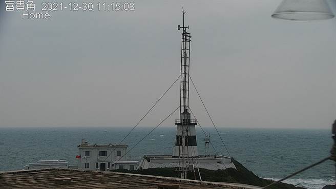 受到今天東北季風增強，東北風挾帶微量境外污染影響北部地區。（翻攝自空氣品質監測網／林良齊台北傳真）