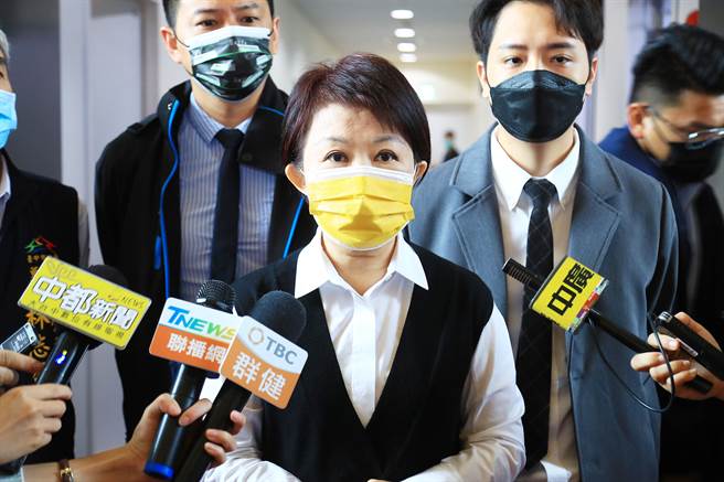 台中市財政局長羅仙法強調，市長盧秀燕(圖)上任後，中止了平均每人負債急遽惡化的現象。（資料照/陳世宗攝）