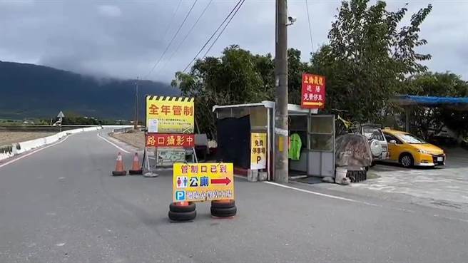 台东县警局关山分局针对辖内易壅塞路段及观光热点加强交通取缔。（关山警分局提供／蔡旻妤台东传真）
