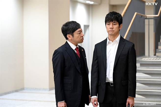 KKTV 跨年獻映《99.9 刑事專門律師 特別篇：新的相遇篇》松本潤、香川照之、杉咲花、西島秀俊等人齊聚賀新年。（KKTV提供）