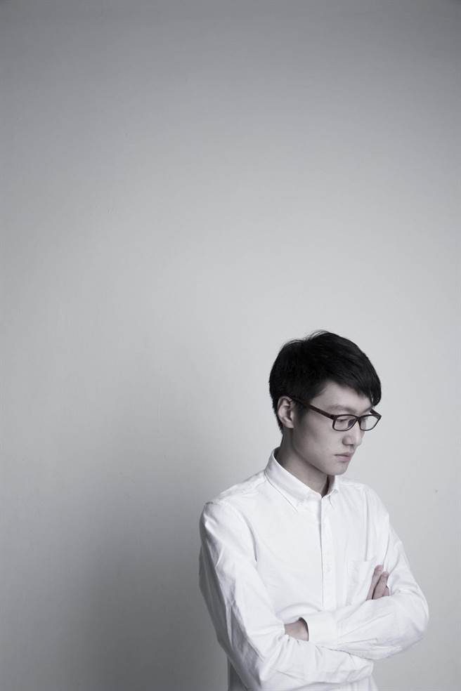 《郊区的鸟》仇晟导演被誉为「下一个毕赣」。（前景娱乐提供）