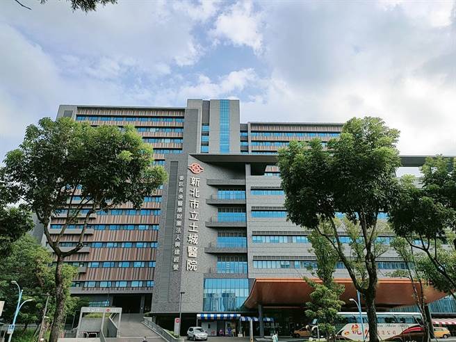 去年土城医院进驻，为当地带来完善医疗资源，也吸引不少民眾在附近置产。(图/中时新闻网摄)