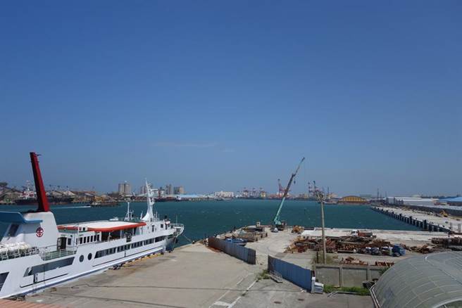 台中港自開港以來，經歷過台灣的經濟起飛與衰退，以及航運市場演變、產業型態轉型等洗禮，營運上展現亮點。圖／台中港提供
