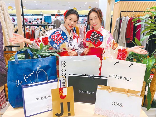 統一時代百貨台北店將於1月1日推出日系元旦福袋開賣，集結館內品牌、推出破百組限量日系福袋，最低享下殺1折優惠。（統一時代百貨台北店提供）