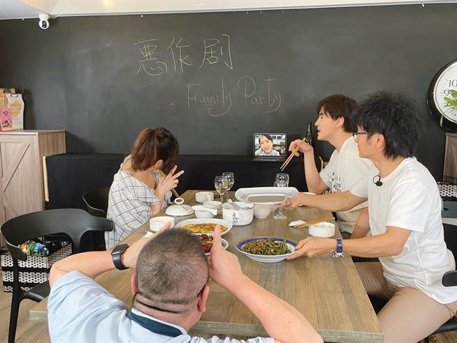 与林依晨连线。最大国际娱乐提供