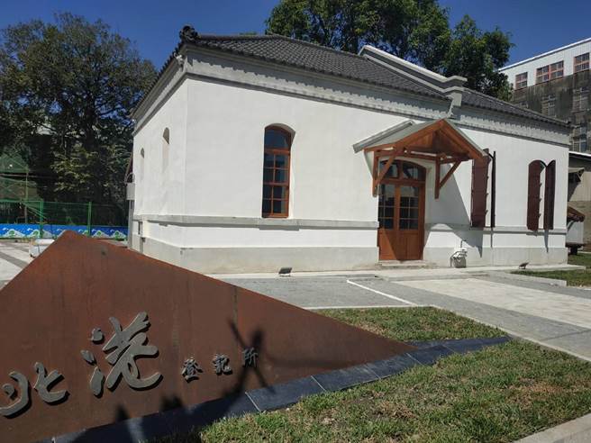 全台唯一的云林县北港镇十角水塔游客中心将功成身退，由北港登记所（图）接棒。（张朝欣摄）