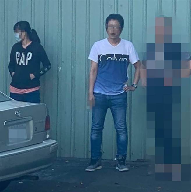 江姓女子（左），因向父亲讨钱不成，竟伙同34岁张姓男友（中），以榔头击杀父亲，再以机车载着江父尸身，运往山区弃尸。（民眾提供／黄国峰台中传真）
