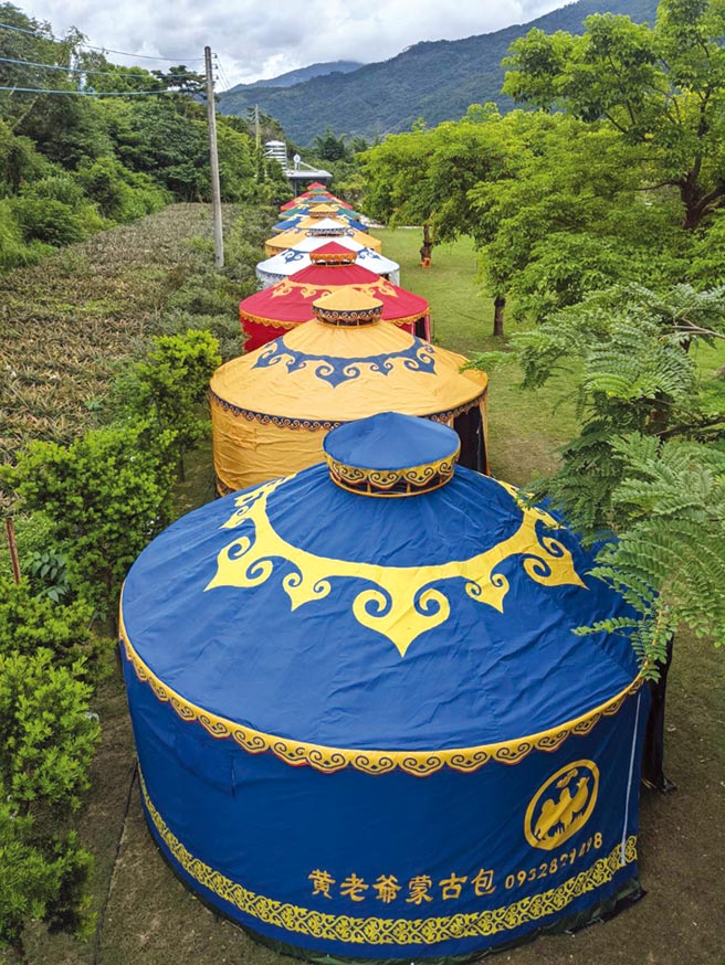 享有大自然生态风光的露营风潮兴起，备受欢迎的「黄老爷蒙古包」为晏欣科技开创新局。图／业者提供