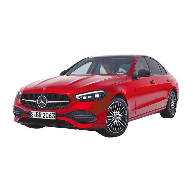 明年1月1日至31日周周扣新光三越skm points 10点可抽3台宏佳腾智慧电车Ai-1 sport，共12台，最后一周压轴大奖是价值超过200万元的Mercedes-Benz C180（见图）。（新光三越提供）