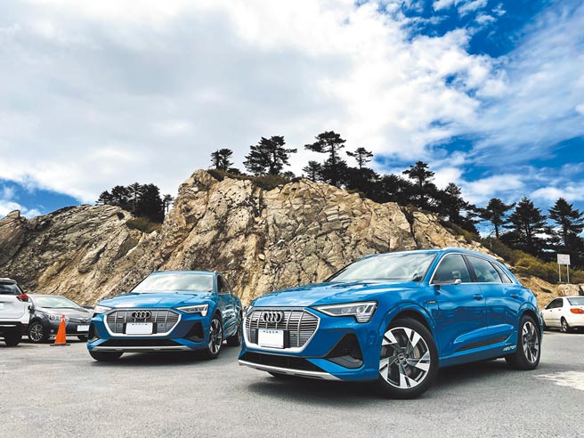 Audi e-tron 55 quattro S Line售價343萬元起，最大動力輸出達408PS/664Nm，續航力可達436km。品牌於今年5月初辦媒體試駕，勇闖中橫，穿越中央山脈。（陳大任攝）