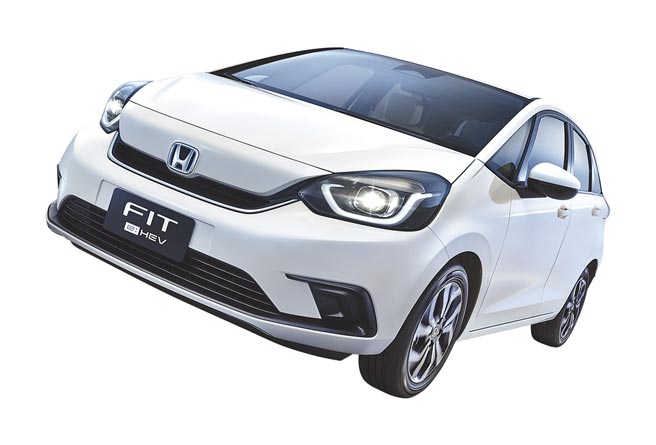 HONDA FIT e：HEV以獨特的新世代動力科技電驅雙動能系統，創造39.57km/L高節能市區油耗，售價79.9萬元，發表首周末已新增訂購超過500台。（台灣本田提供）