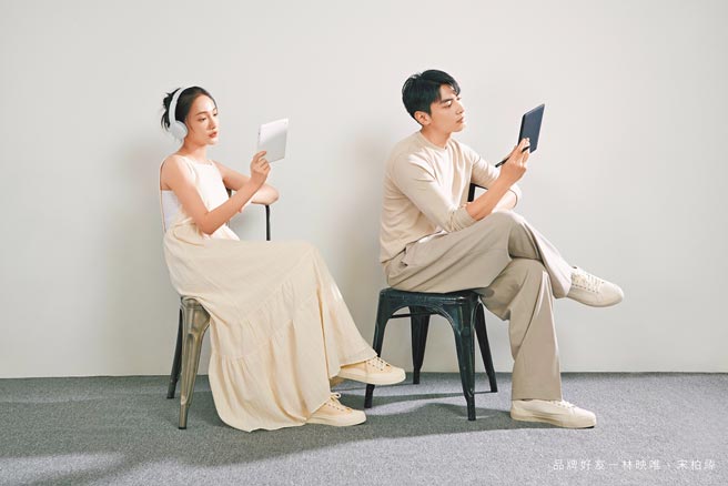 阅读风气再起，贩售实体书本的虾皮书城及电子书品牌乐天Kobo，均发现2021年热销的书本种类以投资理财的主题为冠军。（乐天Kobo提供）