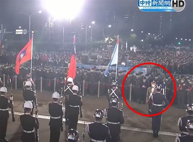 柯文哲參加典禮畫面。(取自中時新聞網直播)