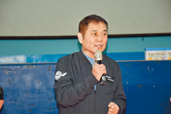 苗栗县议长锺东锦呼吁中央不要强取豪夺。（谢明俊摄）