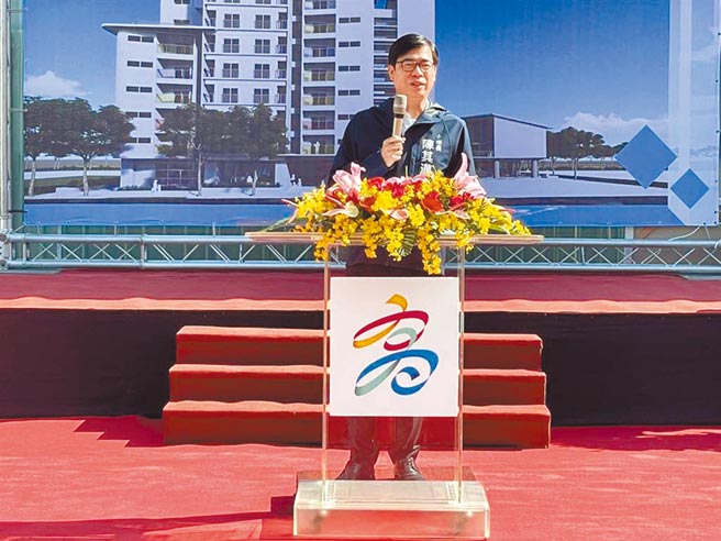 高雄市府預計改建壽山動物園，預計要花費的5億元經費當中，高雄市府僅提撥5000萬元，台電、中油、中鋼各捐出了8000萬元，亦引發外界對於國營企業是否已成為綠營縣市提款機的懷疑。（本報系資料照片）