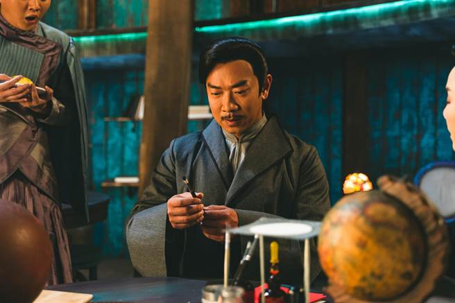 江俊翰圓兒時夢演歌仔戲。（公視台語台提供）