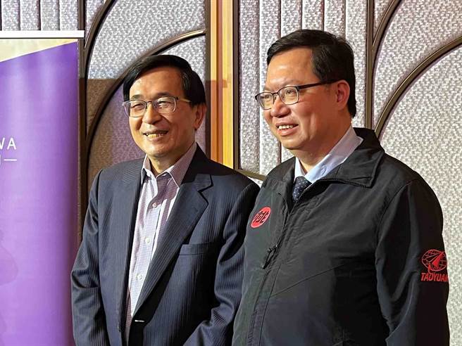 桃园市长郑文灿与前总统陈水扁同框。（柯宗纬摄）