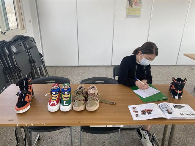 劳动力发展署中彰投分署开办上百堂委外职前课程，提供逾3000个训练岗位，学得一技之长，在就业市场增加很多竞争力。（劳动力发展署中彰投分署提供／卢金足台中传真）