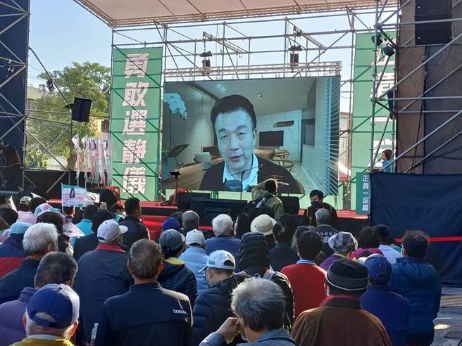 现场先播放一段长达3分29秒日前甫退党的于北辰相挺影片。（陈淑娥摄）