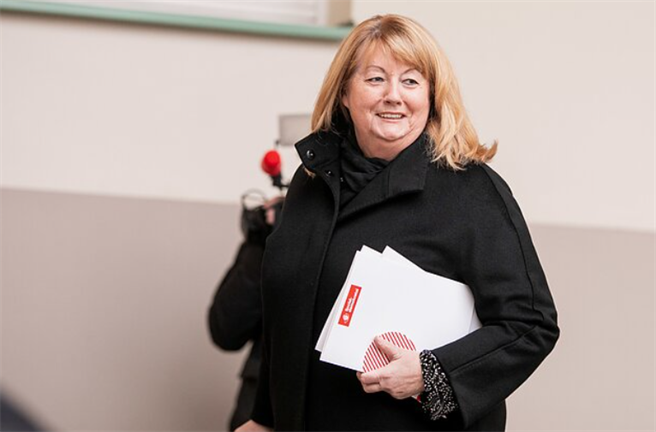 立陶宛反对党领袖维利亚．布林凯维丘婕抨击该国政府对华政策「不专业」。（图／新浪网）