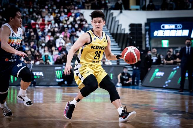 洪志善在PLG首场赛事，对手就是前东家富邦勇士。（PLG提供）