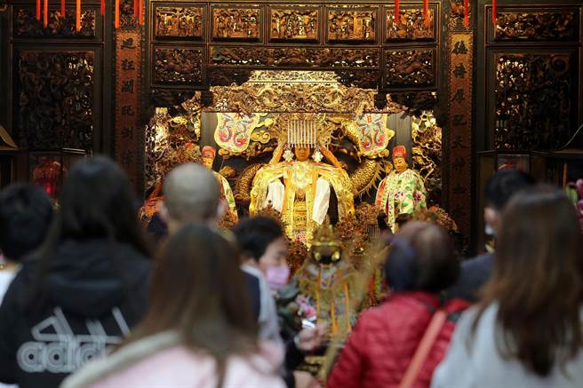 新庄慈佑宫主要供奉妈祖，与新庄早年是河港有关。（黄世麒摄）