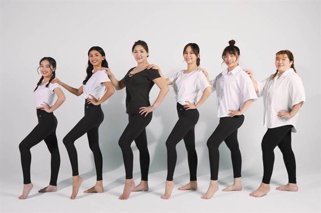 林鳳英（左三）的工作照讓老公越洋燃起性趣。（防護伊生提供）