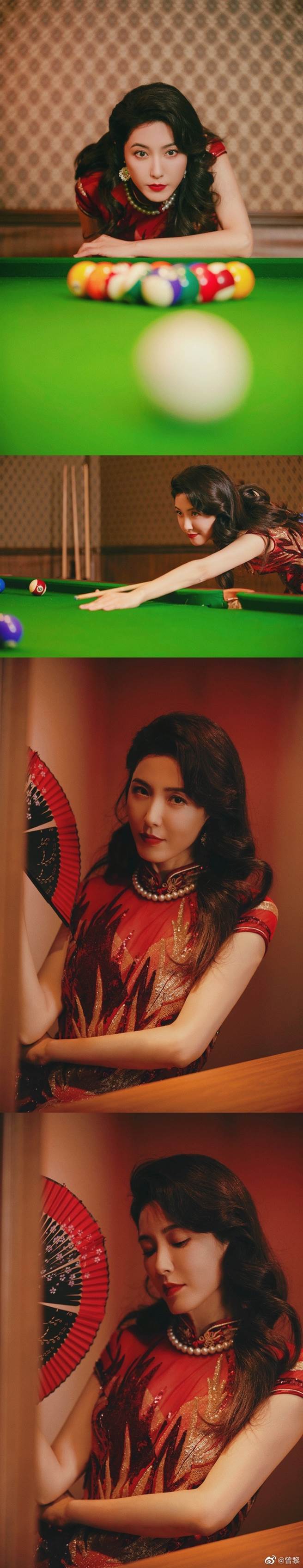 曾黎穿开高叉旗袍打弹子，艷丽无双。（图／截取自曾黎微博）