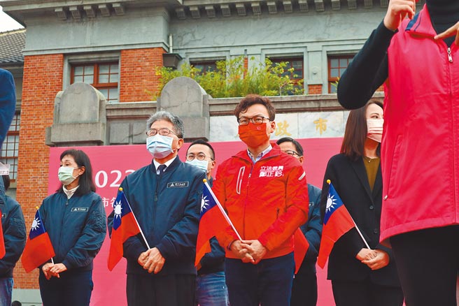 国民党立委郑正钤肯定新竹市长林智坚成立大新竹合併升格专案办公室，但忧心沦为大内宣机构。（邱立雅摄）