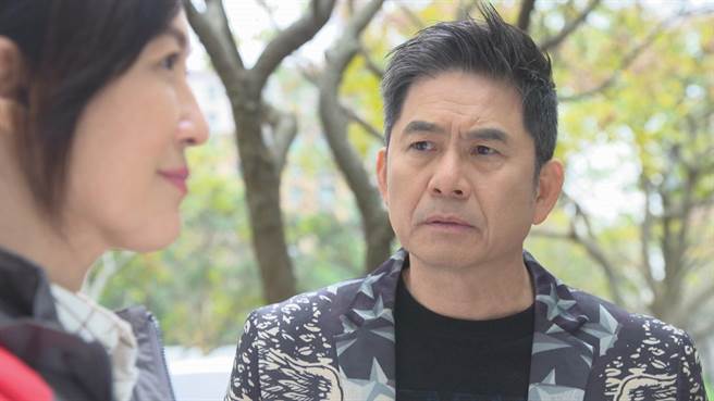 洪都拉斯劇中向李之勤懺悔道歉。（民視提供）