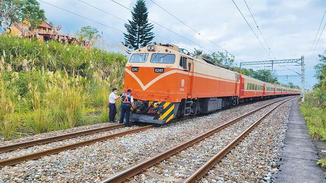 台鐵目前在台東鳳林車站到宜蘭大里車站南下、北上列車發生延誤情形，而和平=大里、七堵=樹林按4級地震規定辦理；鳳林=和平、樹林=富岡間按3級地震規定辦理。（資料照）