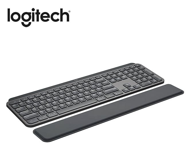 远传friDay购物的Logitech MX KEYS智能无线键盘、MX Palm Rest手托，原价4589元，促销价3990元。（远传friDay购物提供）
