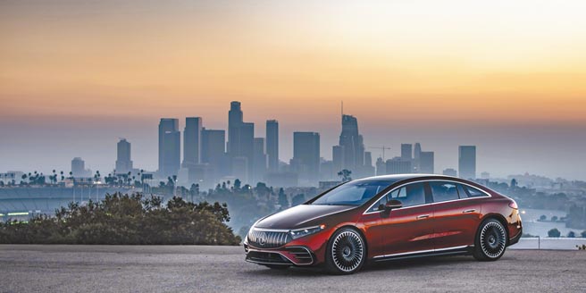 Mercedes-AMG EQS 53 4MATIC+是第一款纯电动AMG量产车。（DAIMLER提供）