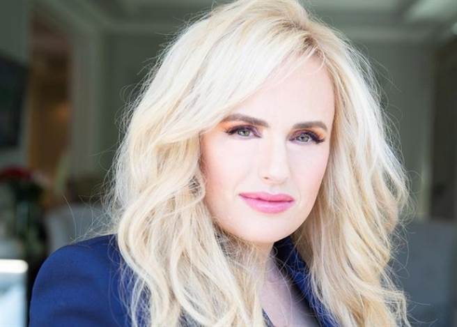 瑞貝爾威爾森成功甩肉35公斤。(圖/翻攝自瑞貝爾威爾森IG)