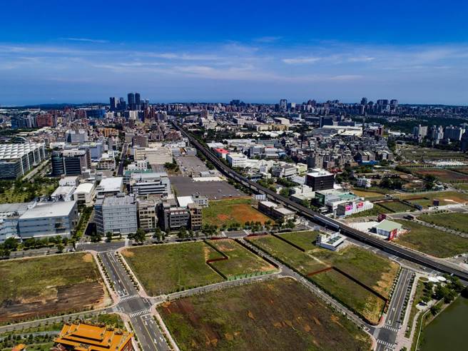 戴德梁行统计，2021全年土地交易量高达新台币2893亿元。（资料照）